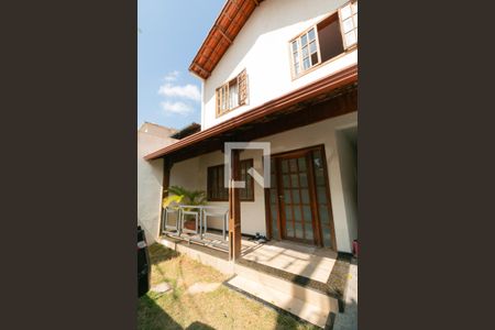 Área Externa de casa à venda com 4 quartos, 165m² em Dona Clara, Belo Horizonte