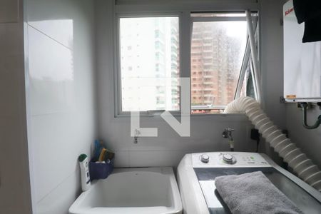 Área de Serviço de apartamento para alugar com 3 quartos, 110m² em Jardim Tejereba, Guarujá