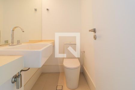 Lavabo de apartamento para alugar com 3 quartos, 186m² em , São Paulo