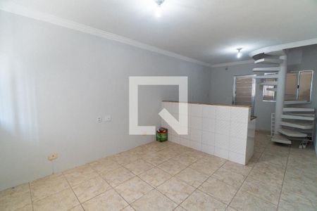 Sala/Cozinha de casa para alugar com 2 quartos, 55m² em Jardim Oriental, São Paulo