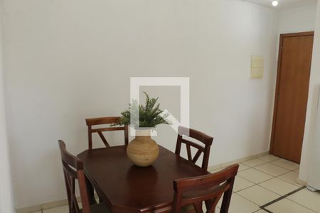 Sala de Jantar de apartamento para alugar com 2 quartos, 47m² em Vila Bandeirantes, Nova Iguaçu