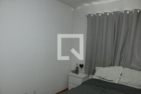 Quarto de apartamento para alugar com 2 quartos, 47m² em Vila Bandeirantes, Nova Iguaçu