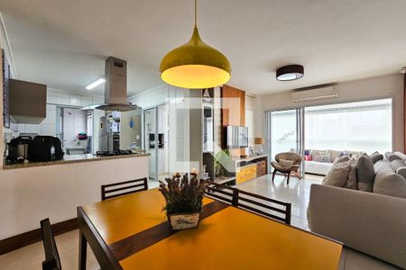 Sala de apartamento para alugar com 3 quartos, 145m² em Jardim das Conchas, Guarujá