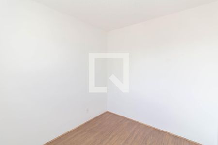 Quarto 1 de apartamento para alugar com 2 quartos, 430540m² em Vila Carmosina, São Paulo