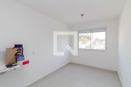Sala/Cozinha de apartamento para alugar com 2 quartos, 430540m² em Vila Carmosina, São Paulo