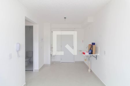 Sala/Cozinha de apartamento para alugar com 2 quartos, 430540m² em Vila Carmosina, São Paulo