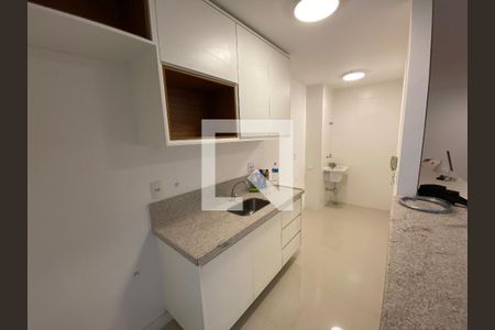 Cozinha de apartamento para alugar com 2 quartos, 78m² em Barra Olímpica, Rio de Janeiro