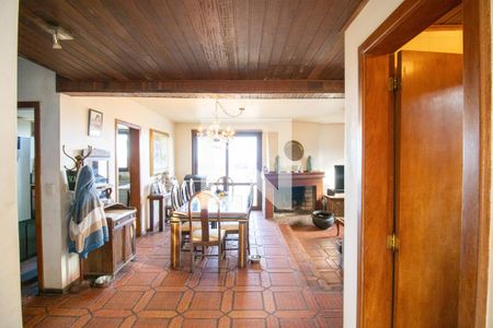 Sala de casa à venda com 3 quartos, 800m² em Vila Assunção, Porto Alegre