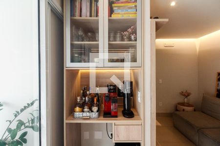 Sala  de apartamento à venda com 2 quartos, 66m² em Vila Azevedo, São Paulo