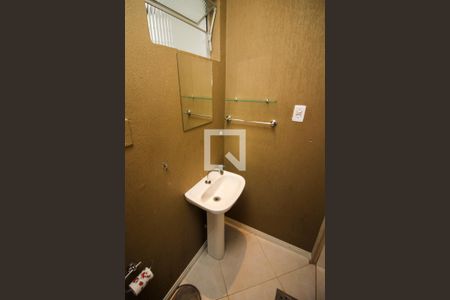Lavabo de apartamento à venda com 3 quartos, 109m² em Rio Branco, Porto Alegre