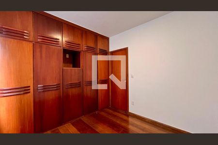Apartamento à venda com 3 quartos, 270m² em Gutierrez, Belo Horizonte