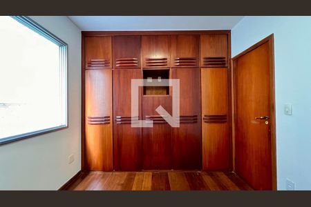 Apartamento à venda com 3 quartos, 270m² em Gutierrez, Belo Horizonte