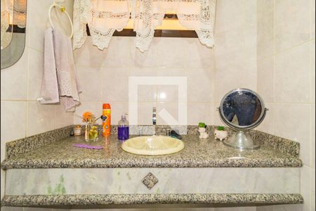 Lavabo de casa para alugar com 4 quartos, 195m² em Cambuci, São Paulo