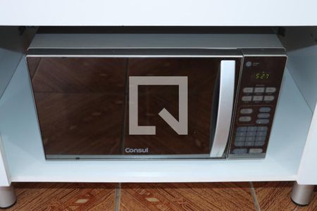 Sala/Cozinha de casa para alugar com 1 quarto, 30m² em Jardim Pinheirinho, Embu das Artes