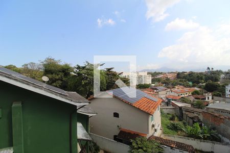 Sala - Vista de apartamento para alugar com 2 quartos, 60m² em Pechincha, Rio de Janeiro