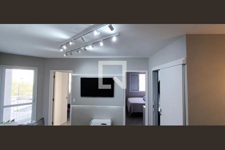 Sala de apartamento para alugar com 2 quartos, 55m² em Jardim Monte Alegre, Taboão da Serra