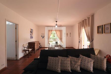 Sala de casa para alugar com 4 quartos, 600m² em Jardim Virginia, Guarujá