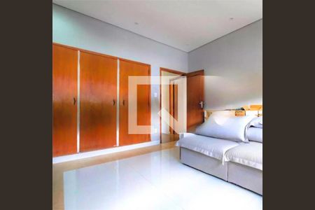 Casa à venda com 4 quartos, 300m² em Jardim das Bandeiras, São Paulo