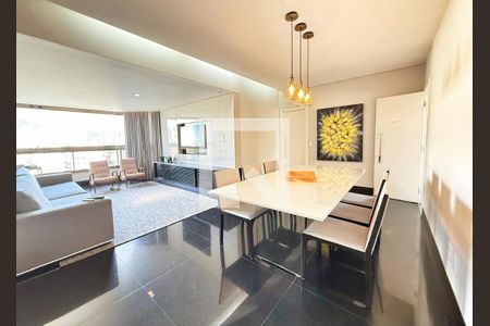 Sala de apartamento à venda com 3 quartos, 110m² em Buritis, Belo Horizonte