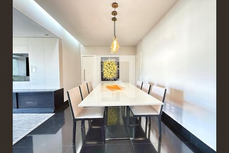 Sala de apartamento à venda com 3 quartos, 110m² em Buritis, Belo Horizonte