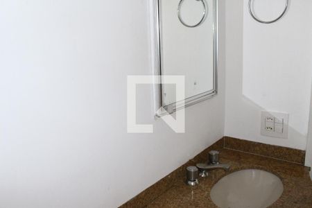 Lavabo de apartamento à venda com 3 quartos, 140m² em Santa Cecilia, São Paulo