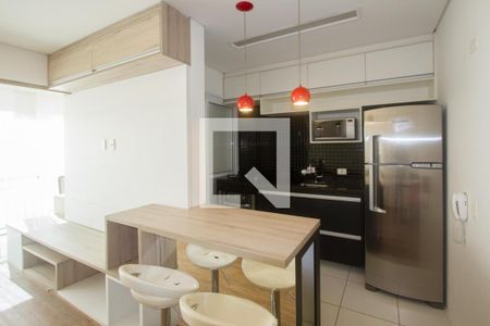 Cozinha de apartamento para alugar com 1 quarto, 50m² em Vila Cordeiro, São Paulo