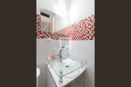 Lavabo de casa de condomínio à venda com 2 quartos, 72m² em Parada Xv de Novembro, São Paulo