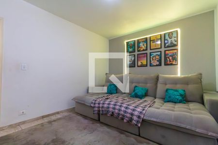 Sala de TV de casa para alugar com 2 quartos, 250m² em Vila Carrão, São Paulo