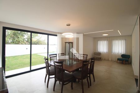 Sala de casa de condomínio para alugar com 4 quartos, 460m² em Jardim Prudência, São Paulo