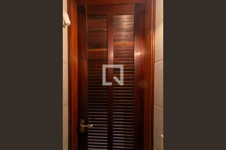 Lavabo de casa à venda com 2 quartos, 155m² em Cupecê, São Paulo