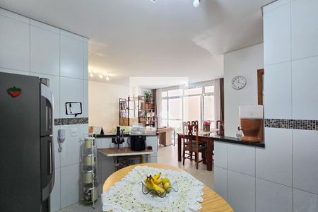 Cozinha de apartamento à venda com 2 quartos, 105m² em Bairro dos Casa, São Bernardo do Campo