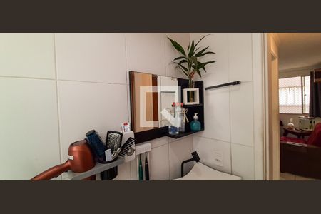 Banheiro Social de apartamento à venda com 2 quartos, 48m² em Conceicao, Osasco