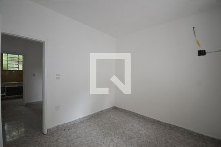 Quarto de casa para alugar com 1 quarto, 55m² em Campo Grande, Rio de Janeiro