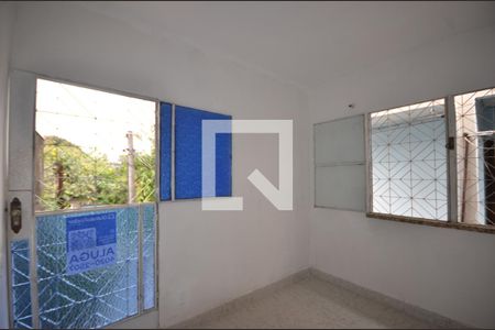 Sala de casa para alugar com 1 quarto, 55m² em Campo Grande, Rio de Janeiro