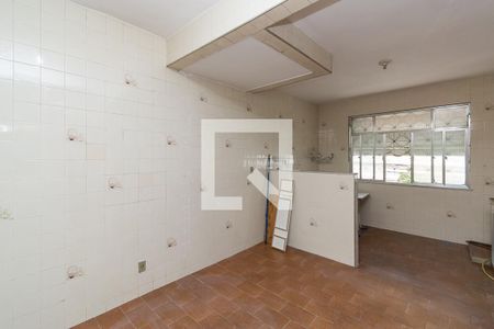 Cozinha de apartamento à venda com 4 quartos, 160m² em Olaria, Rio de Janeiro