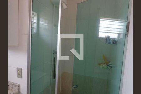 Casa à venda com 3 quartos, 180m² em Vila Santo Estefano, São Paulo