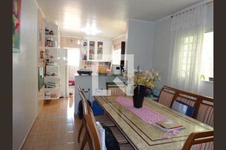 Casa à venda com 3 quartos, 180m² em Vila Santo Estefano, São Paulo