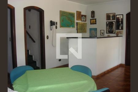 Casa à venda com 3 quartos, 325m² em Vila Sonia, São Paulo