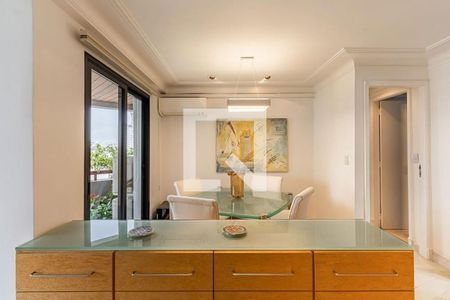 Apartamento à venda com 3 quartos, 116m² em Indianópolis, São Paulo