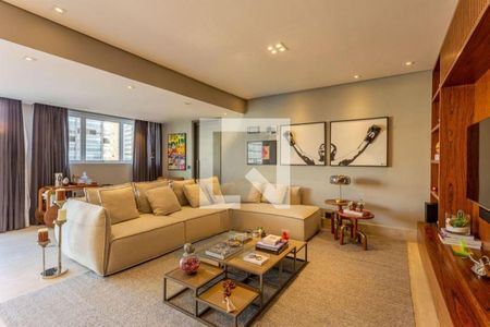 Apartamento à venda com 2 quartos, 220m² em Moema, São Paulo