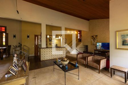 Sala com Lareira de casa de condomínio à venda com 4 quartos, 500m² em Retiro do Chale, Brumadinho