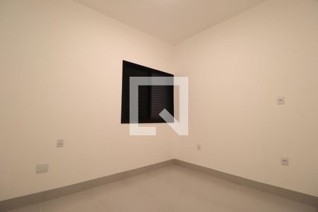 Quarto 1 de casa para alugar com 3 quartos, 160m² em Novo Mundo, Uberlândia