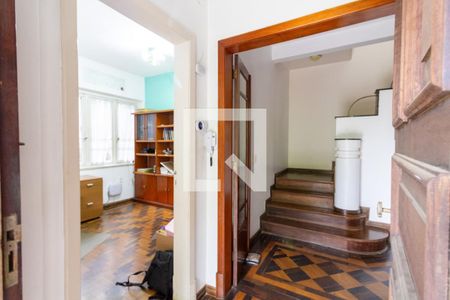 Entrada de casa para alugar com 4 quartos, 600m² em Cristal, Porto Alegre