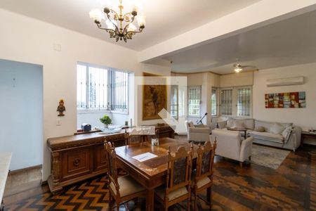 Sala de casa para alugar com 4 quartos, 600m² em Cristal, Porto Alegre