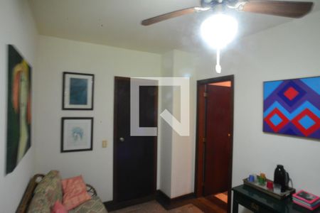 Corredor de casa de condomínio à venda com 6 quartos, 587m² em Itanhangá, Rio de Janeiro