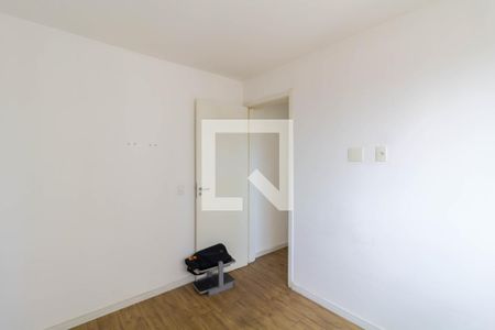 Quarto 2 de apartamento para alugar com 2 quartos, 41m² em Jardim Helian, São Paulo
