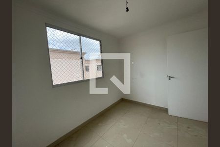 Quarto 2 de apartamento para alugar com 2 quartos, 38m² em Bairro Jardim Nossa Senhora das Graças, Cotia
