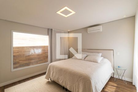 Suíte 1 de casa de condomínio à venda com 4 quartos, 320m² em Swiss Park, Campinas