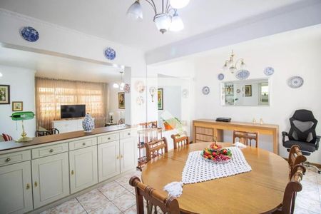 Casa à venda com 4 quartos, 324m² em Jardim Guanca, São Paulo