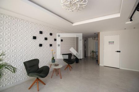 Hall de apartamento para alugar com 3 quartos, 120m² em Vila Mazzei, São Paulo